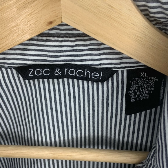 3/20$ XL Zac & Rachel button up blouse. - Picture 2 of 3